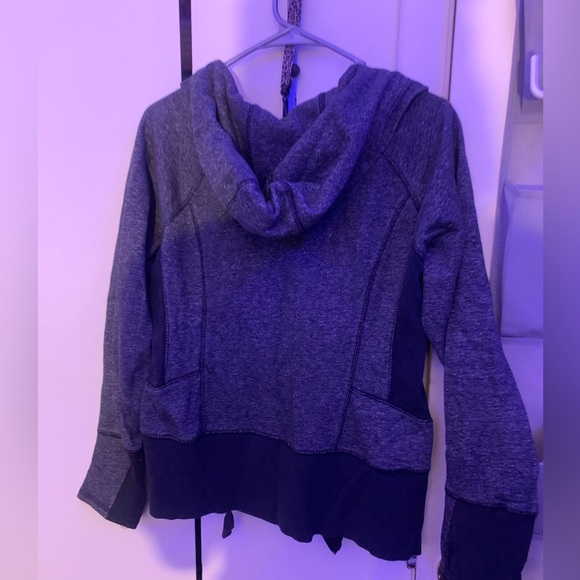 Jackets - Picture 3 of 3